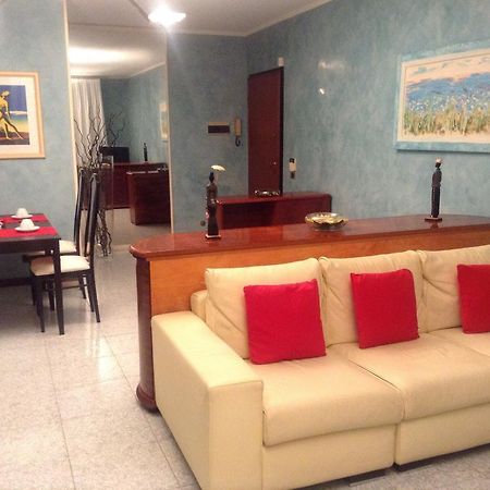 B&B Humana Rozzano Exterior photo